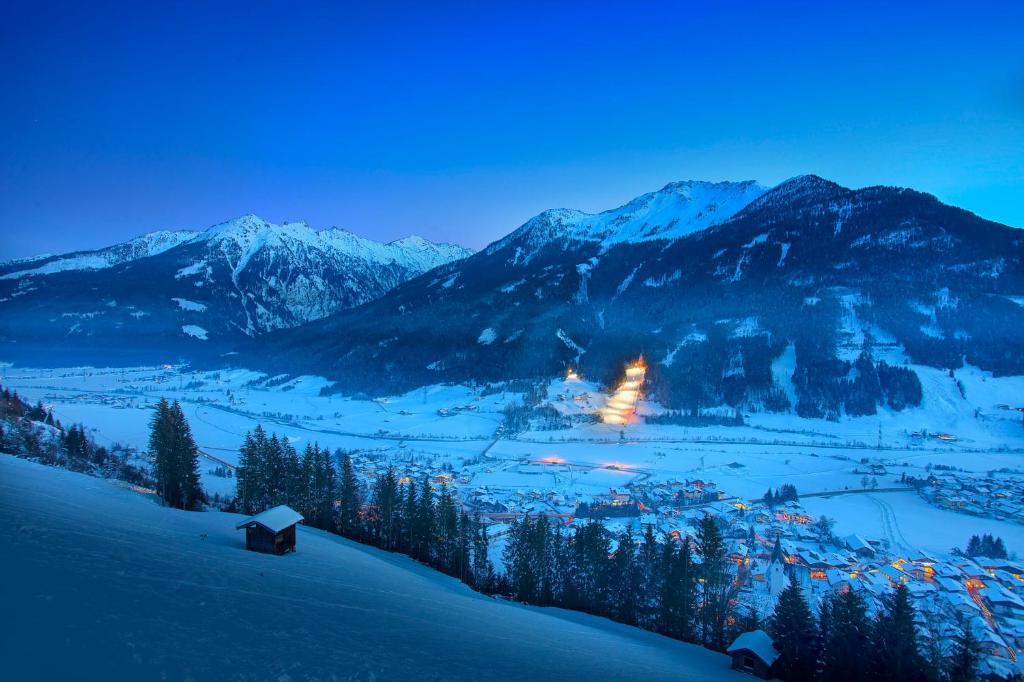 Haus Scheuerer Daire Neukirchen am Großvenediger Dış mekan fotoğraf